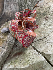 Carola Wedge - Meraki Store